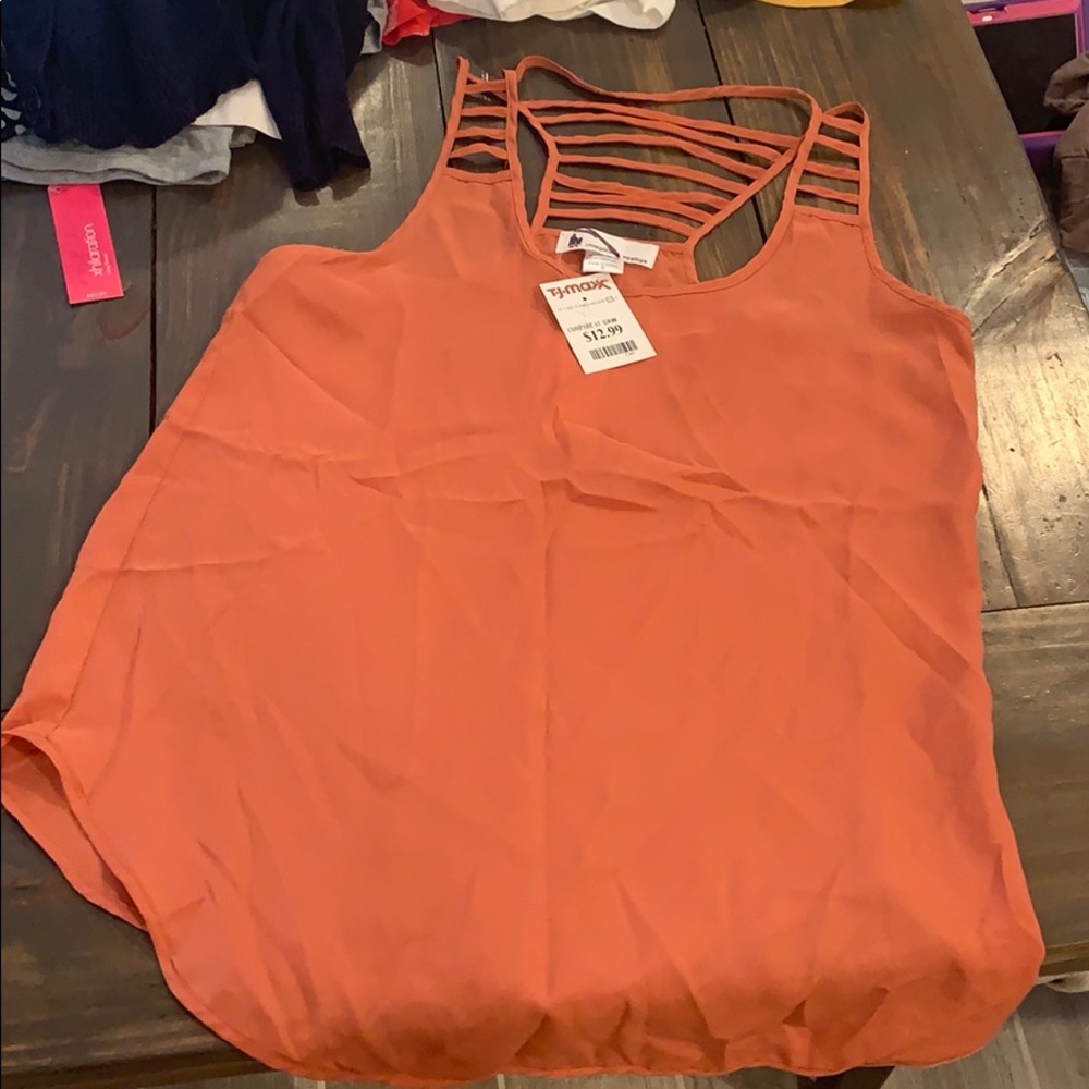 NWT Strappy Razorback tank -Rust